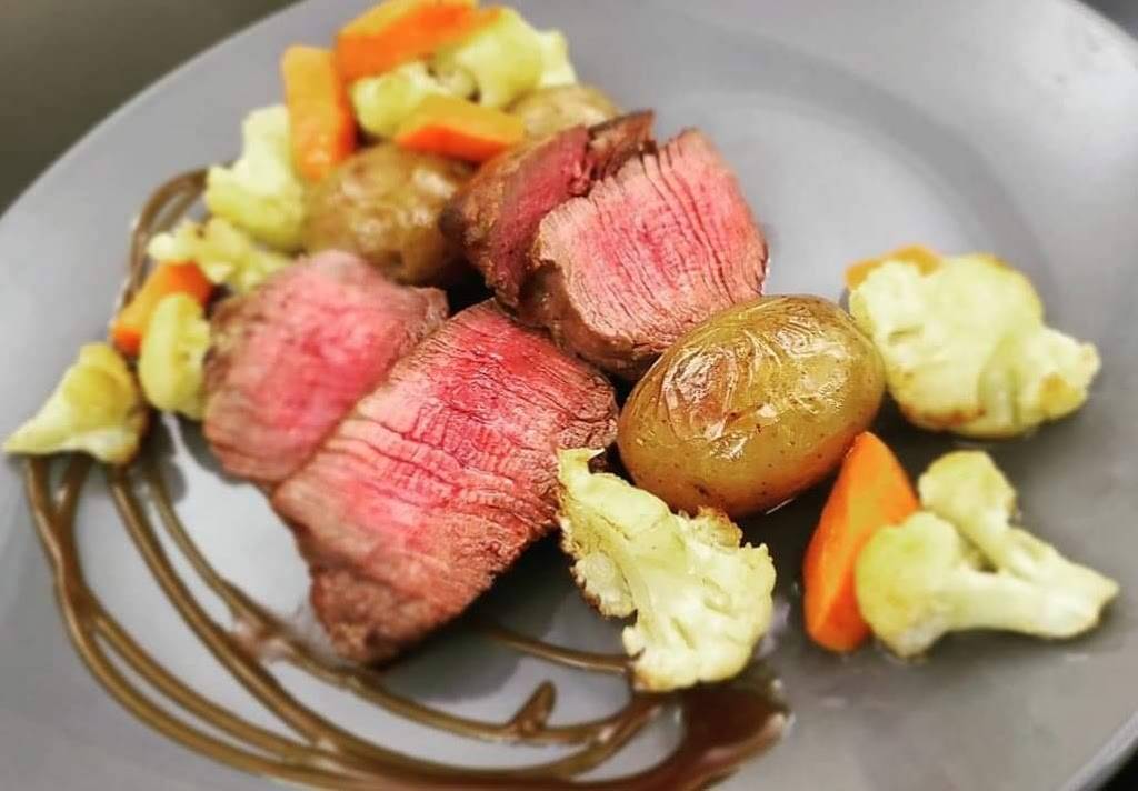 Chateau Luangrath | restaurant | 613 N 5th St, Wausau, WI 54403, USA | 7156791009 OR +1 715-679-1009