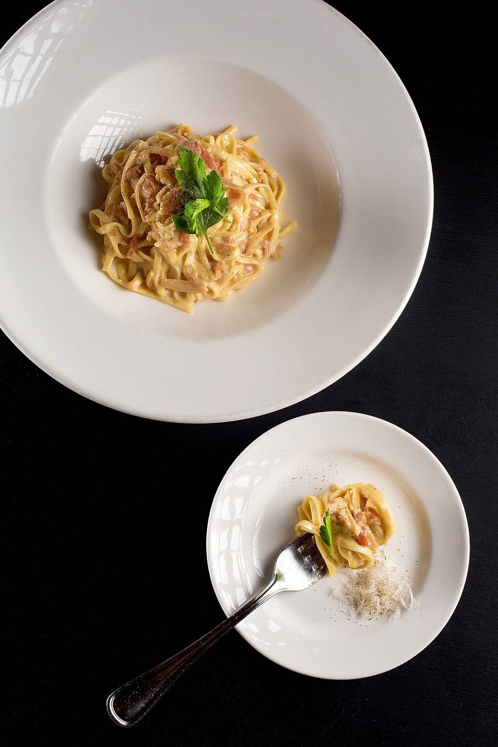 Max Restaurant Group | restaurant | 249 Pearl St, Hartford, CT 06103, USA | 8605229806 OR +1 860-522-9806