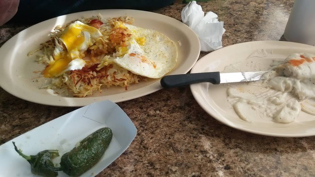 Gus Jr. #3 | restaurant | 695 E Base Line St, San Bernardino, CA 92410, USA | 9093841315 OR +1 909-384-1315