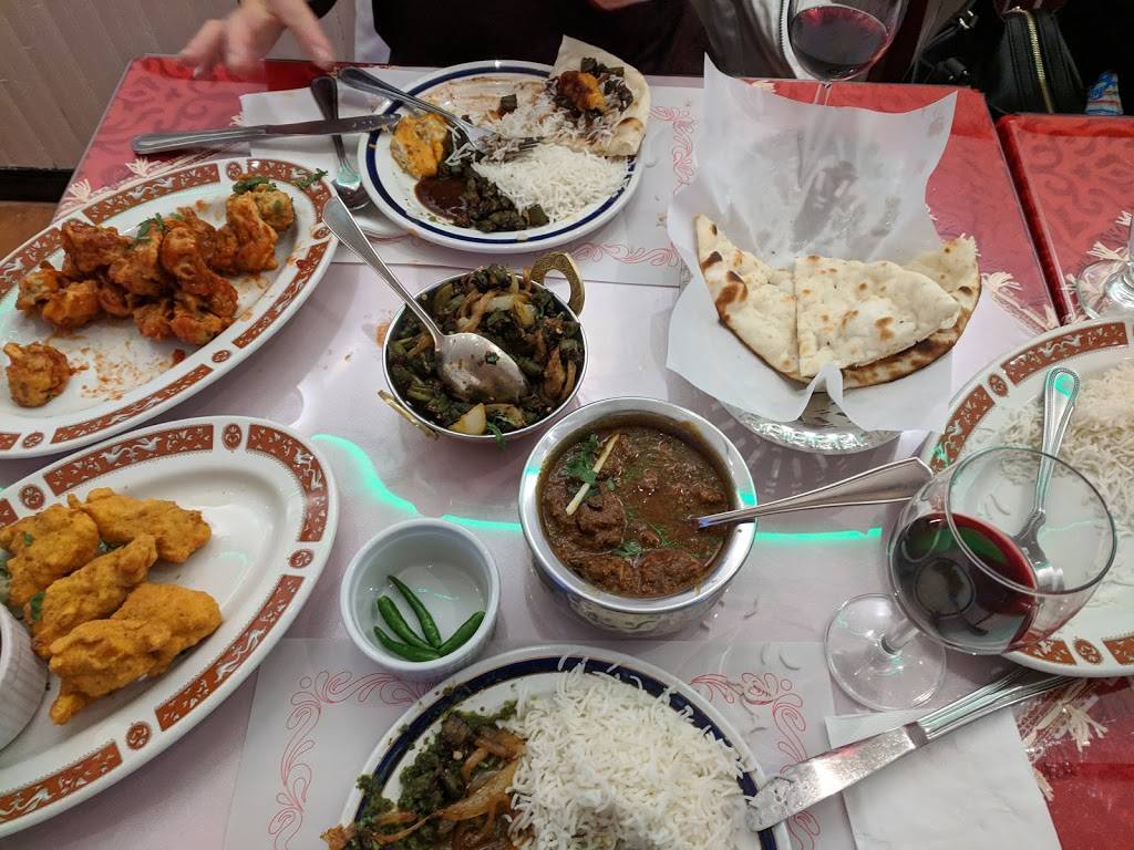Royal India | restaurant | 15 Rue Paiement, Sainte-Geneviève, QC H9H 2S6, Canada | 5146266664 OR +1 514-626-6664