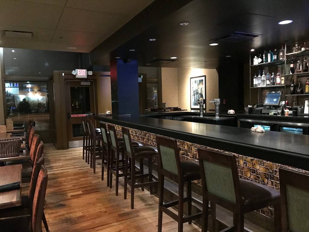 Bru Burger Bar - Indianapolis | restaurant | 410 Massachusetts Ave, Indianapolis, IN 46204, USA | 3176354278 OR +1 317-635-4278