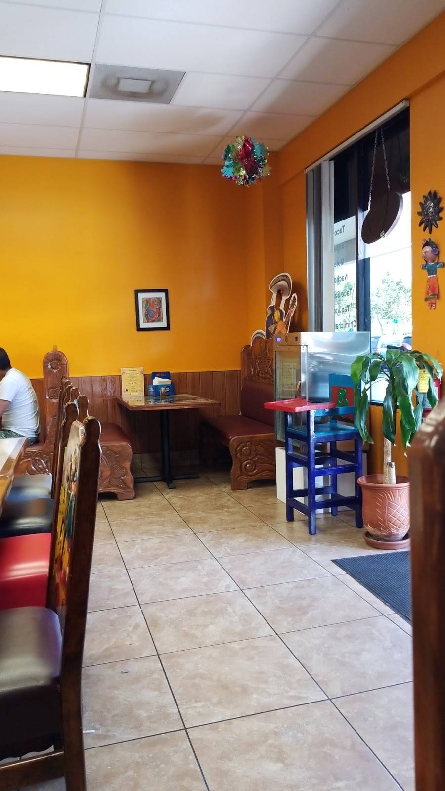 La Sierra - Mexican Restaurant & Bar | restaurant | 5555 Golden Gate Pkwy unit 121, Naples, FL 34116, USA | 2393534420 OR +1 239-353-4420