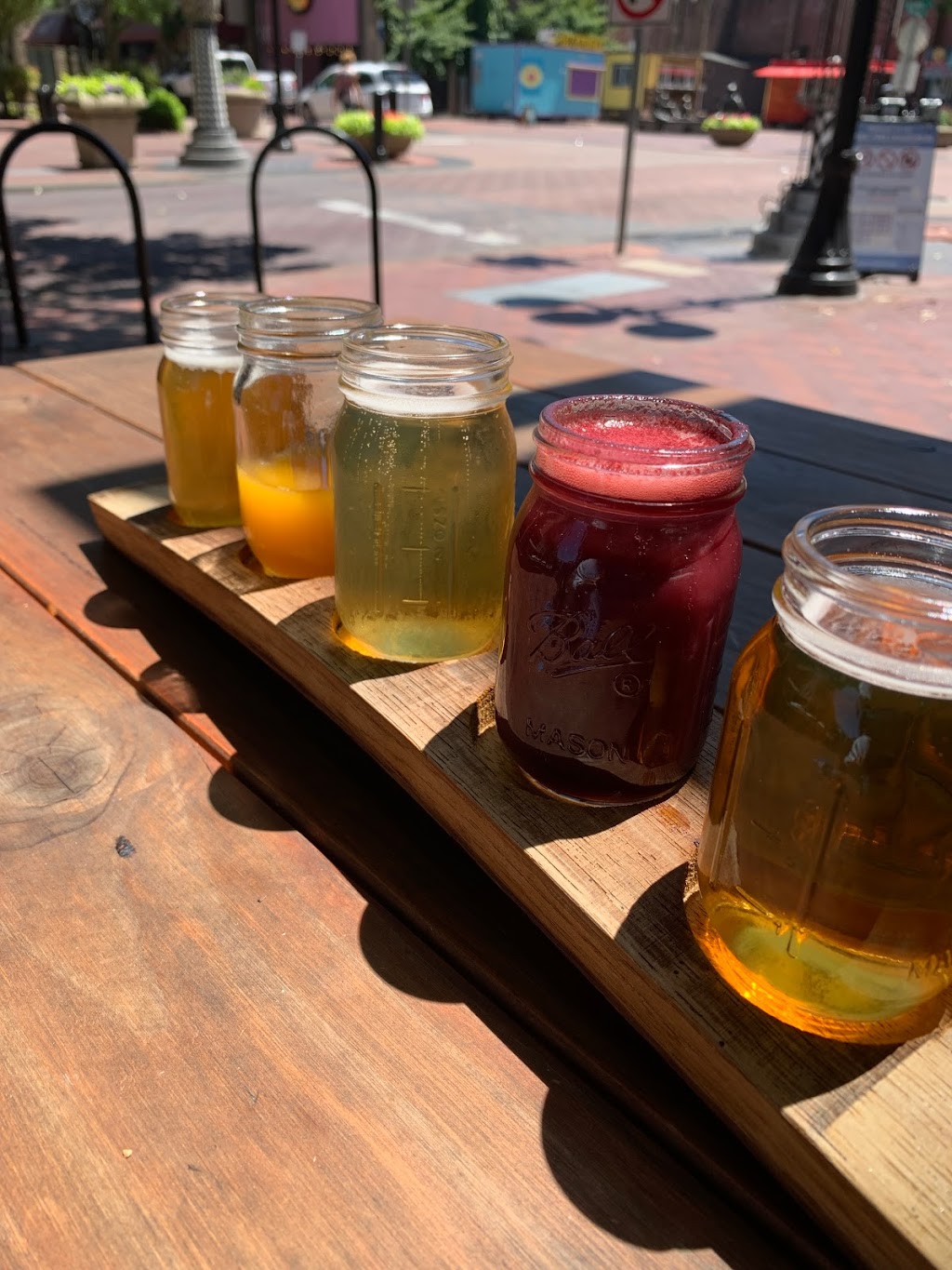 Manifest Beer Company | restaurant | 740 Willamette St, Eugene, OR 97401, USA | 5416323967 OR +1 541-632-3967