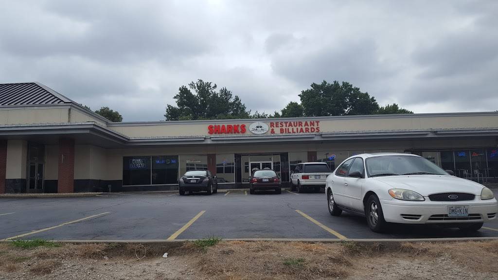 Sharks Restaurant & Billiards | restaurant | 10320 Shawnee Mission Pkwy, Shawnee, KS 66203, USA | 9132684006 OR +1 913-268-4006