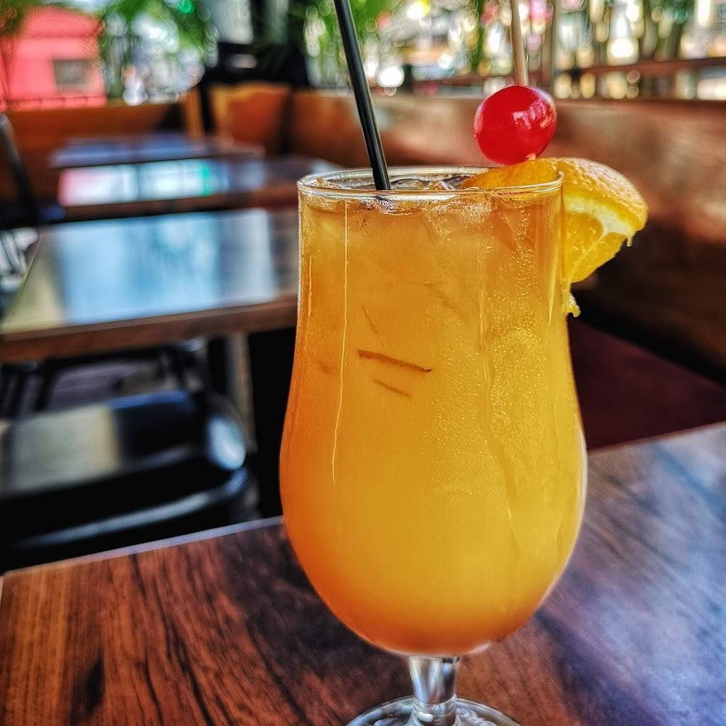 LOCAL 75 Bistro Pub | restaurant | 5601 Av de Monkland, Montréal, QC H4A 1E2, Canada | 5144847575 OR +1 514-484-7575