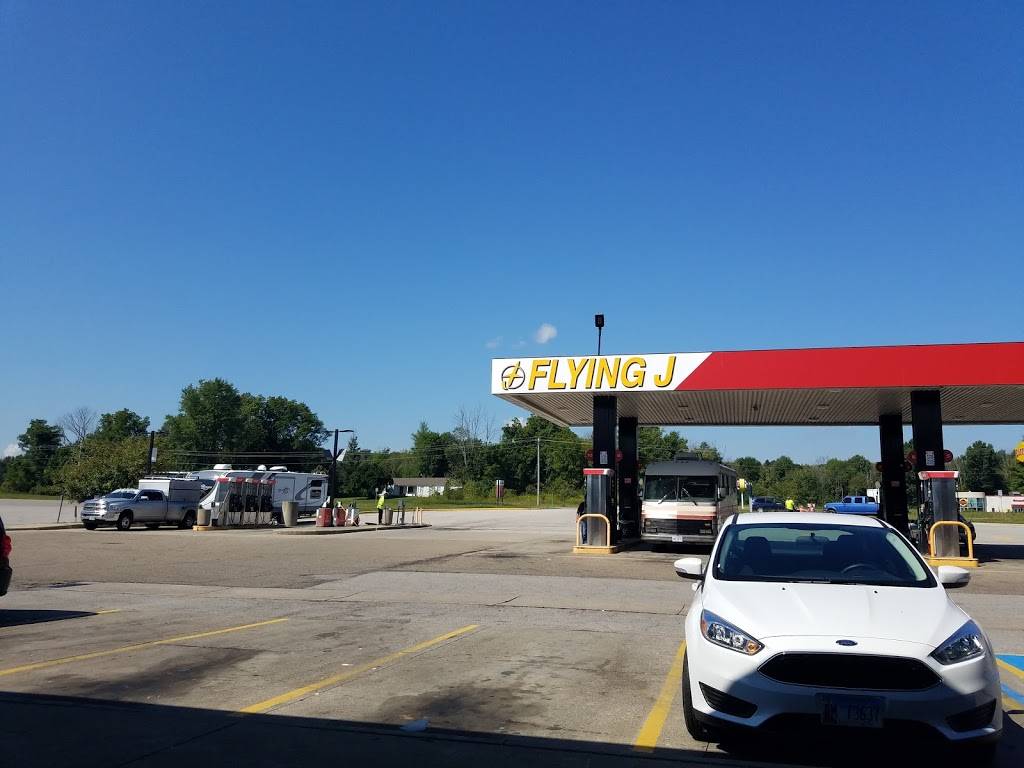 Flying J Travel Center | restaurant | 10480 Baltimore Kirkersville, Rd NE, Millersport, OH 43046, USA | 7409649601 OR +1 740-964-9601