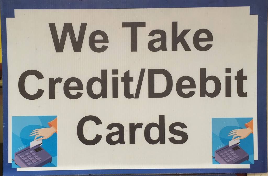 Tees Snack Shop | restaurant | 5118 W Madison St, Chicago, IL 60644, USA | 7732611306 OR +1 773-261-1306
