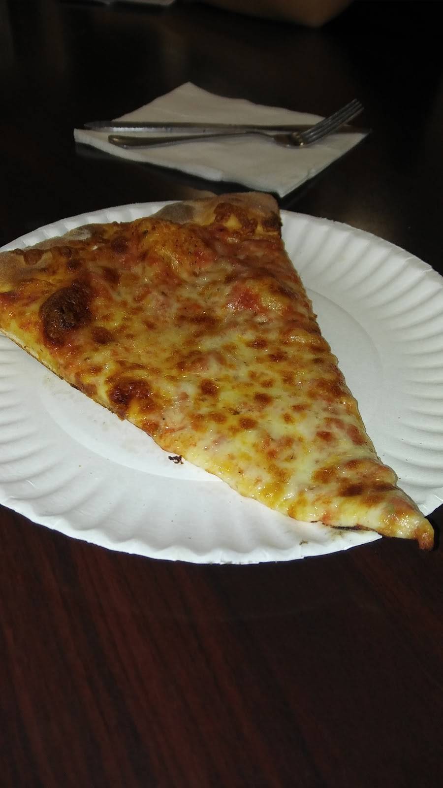 The Mad Greek Pizzeria | restaurant | 284 Main St S, Southbury, CT 06488, USA | 2032643080 OR +1 203-264-3080