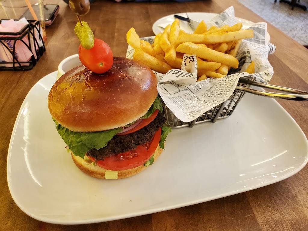 N’Joy Family Cafe | restaurant | 2872 Coney Island Ave, Brooklyn, NY 11235, USA | 7189424443 OR +1 718-942-4443