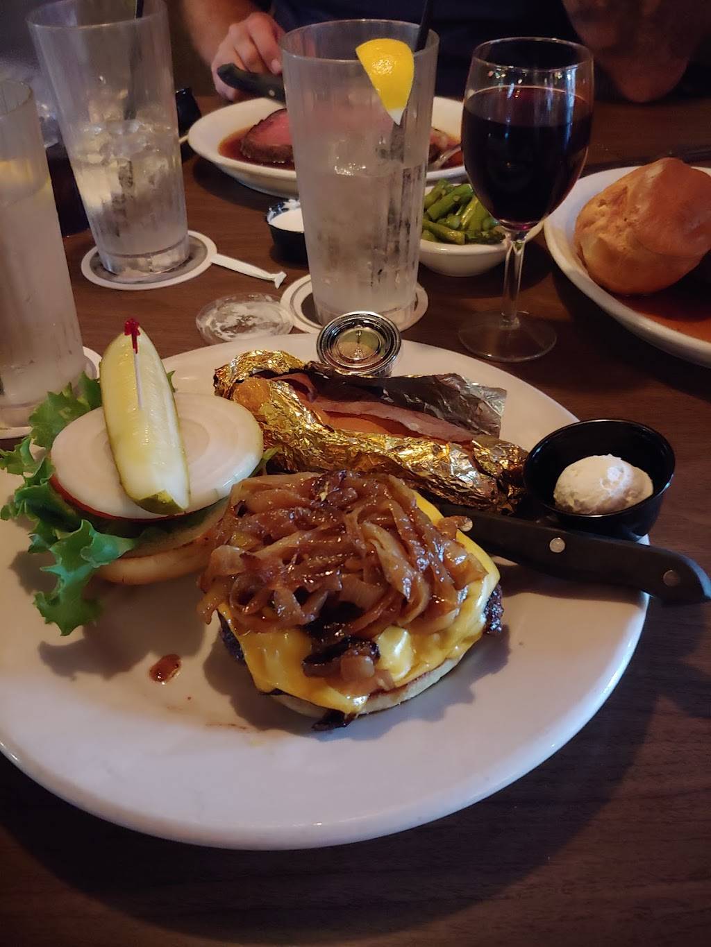 Spankys Speakeasy | restaurant | 1550 Airport-Pulling Rd, Naples, FL 34104, USA | 2396431559 OR +1 239-643-1559