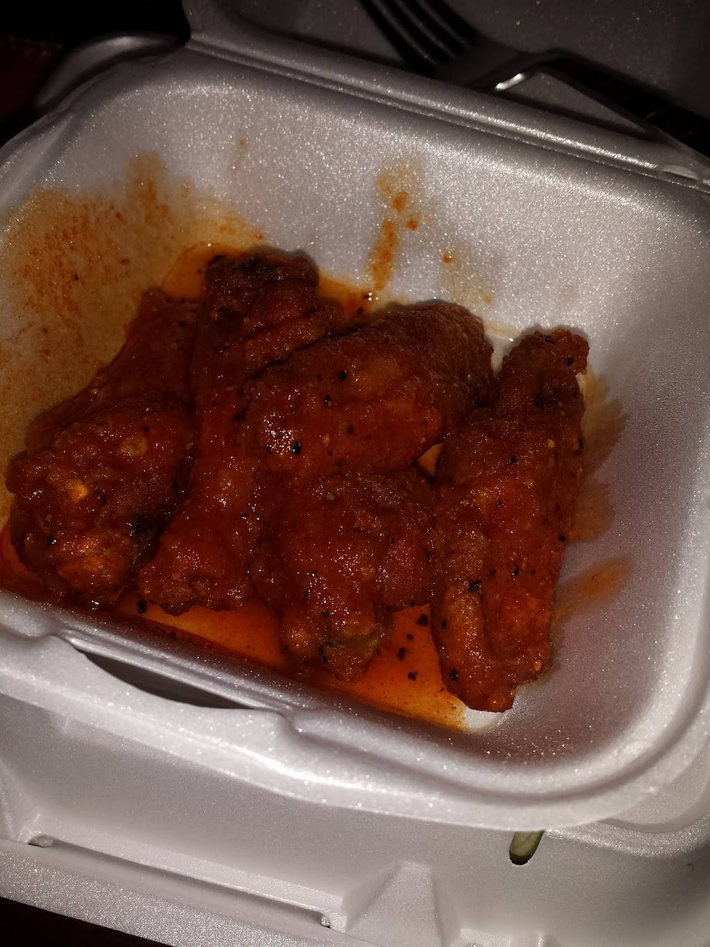 Wings & Philly | restaurant | 3375 Sugarloaf Pkwy, Lawrenceville, GA 30044, USA | 6789850060 OR +1 678-985-0060