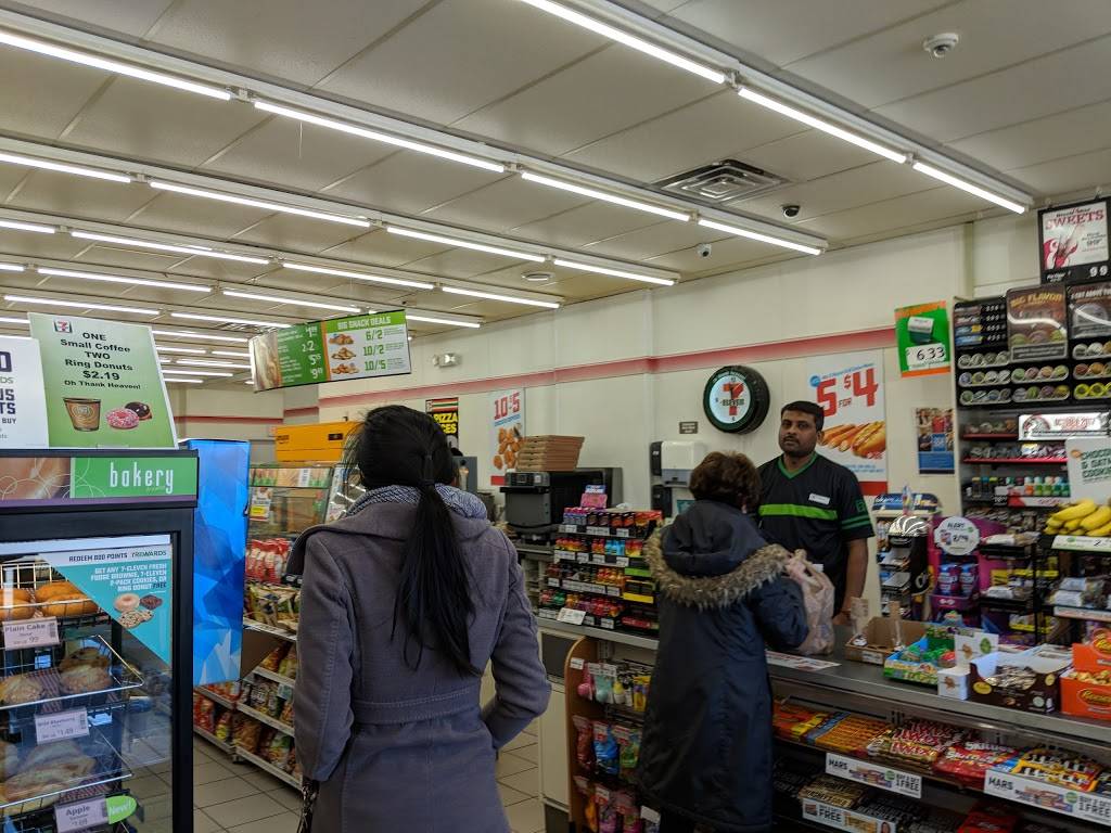 7-Eleven | bakery | 4882 Montgomery Rd, Ellicott City, MD 21043, USA | 4102031362 OR +1 410-203-1362