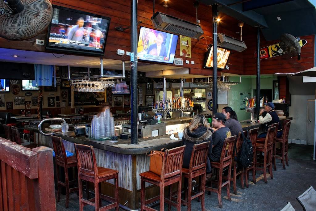 Coaster Saloon | restaurant | 744 Ventura Pl, San Diego, CA 92109, USA | 8584884438 OR +1 858-488-4438