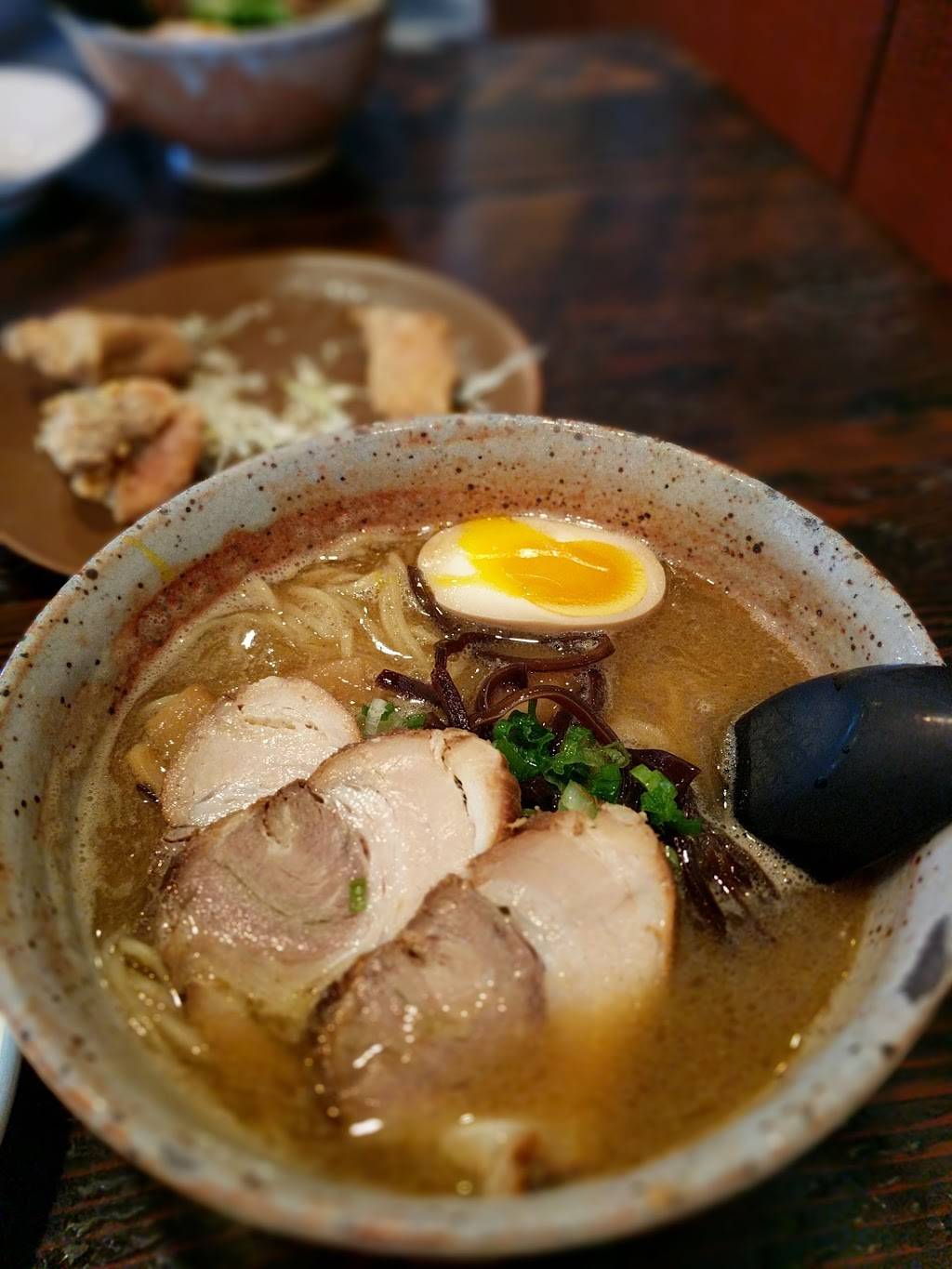 Kirimachi Ramen | restaurant | 3 Embarcadero Center, San Francisco, CA 94111, USA | 4158729171 OR +1 415-872-9171
