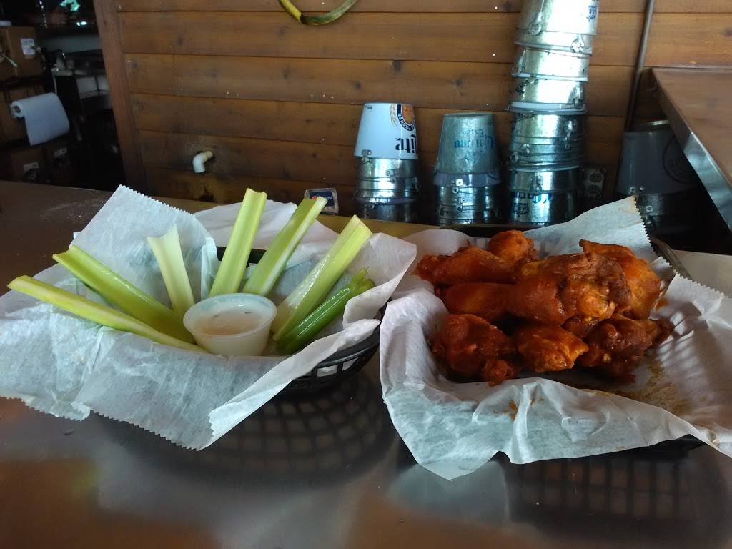 Stooges Bar & Grill | restaurant | 7123 Grade Ln, Louisville, KY 40213, USA | 5023639803 OR +1 502-363-9803