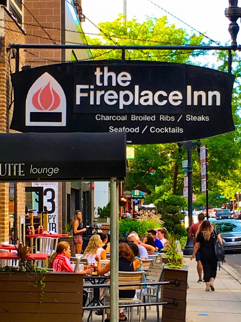 The Fireplace Inn | restaurant | 1448 N Wells St, Chicago, IL 60610, USA | 3126645264 OR +1 312-664-5264