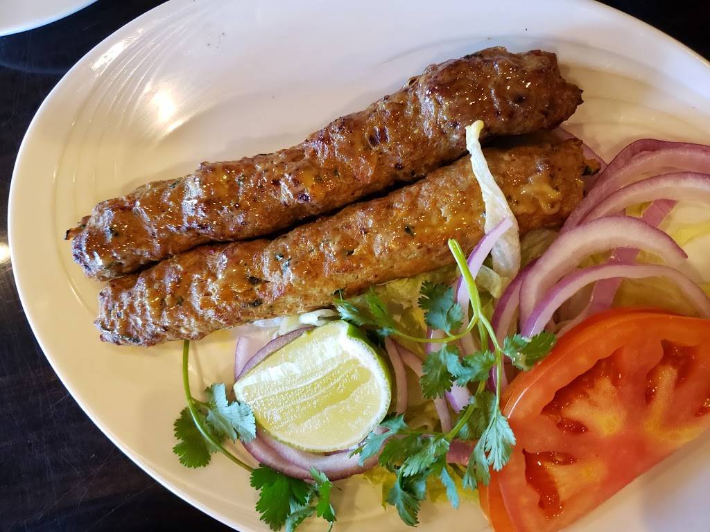 Famous Kabab of Tampa | restaurant | 2047 E Fowler Ave, Tampa, FL 33612, USA | 8139721550 OR +1 813-972-1550