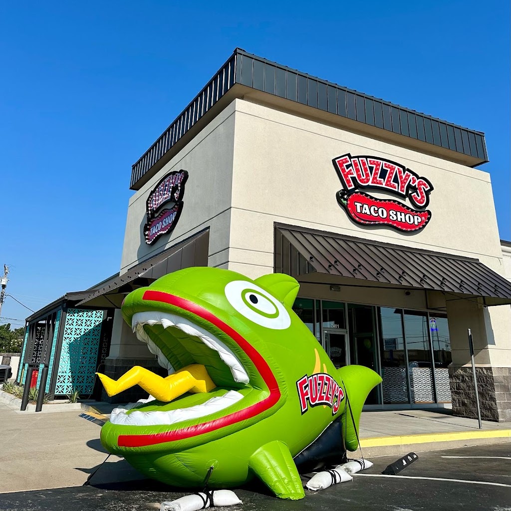 Fuzzys Taco Shop | restaurant | 7401 N May Ave, Oklahoma City, OK 73116, USA | 4058494773 OR +1 405-849-4773