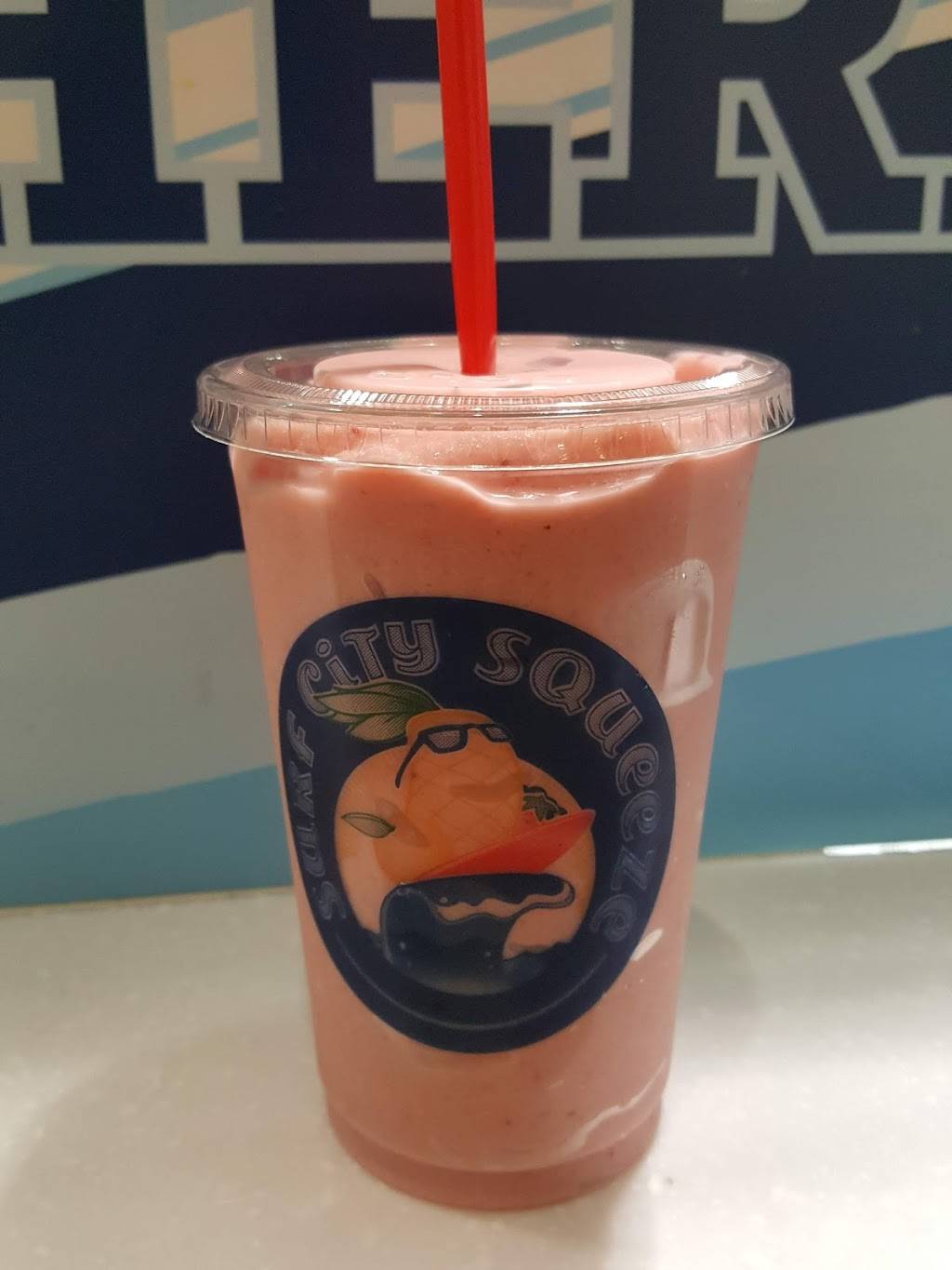 Surf City Squeeze | restaurant | 3030 Plaza Bonita Rd Suite 9003, National City, CA 91950, USA | 6194756636 OR +1 619-475-6636