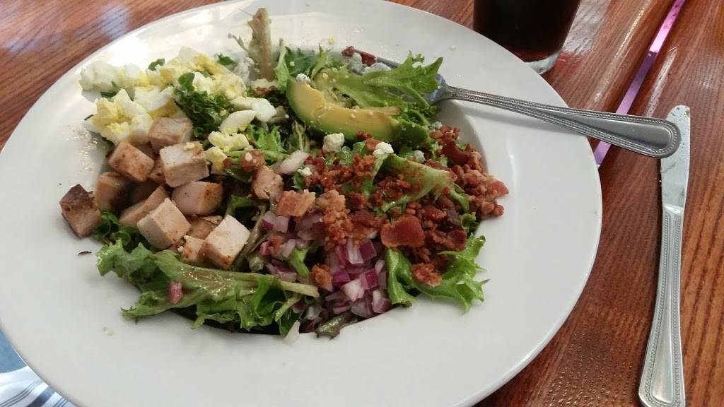 Boathouse Forest Park | restaurant | 6101 Government Dr, St. Louis, MO 63110, USA | 3143661555 OR +1 314-366-1555