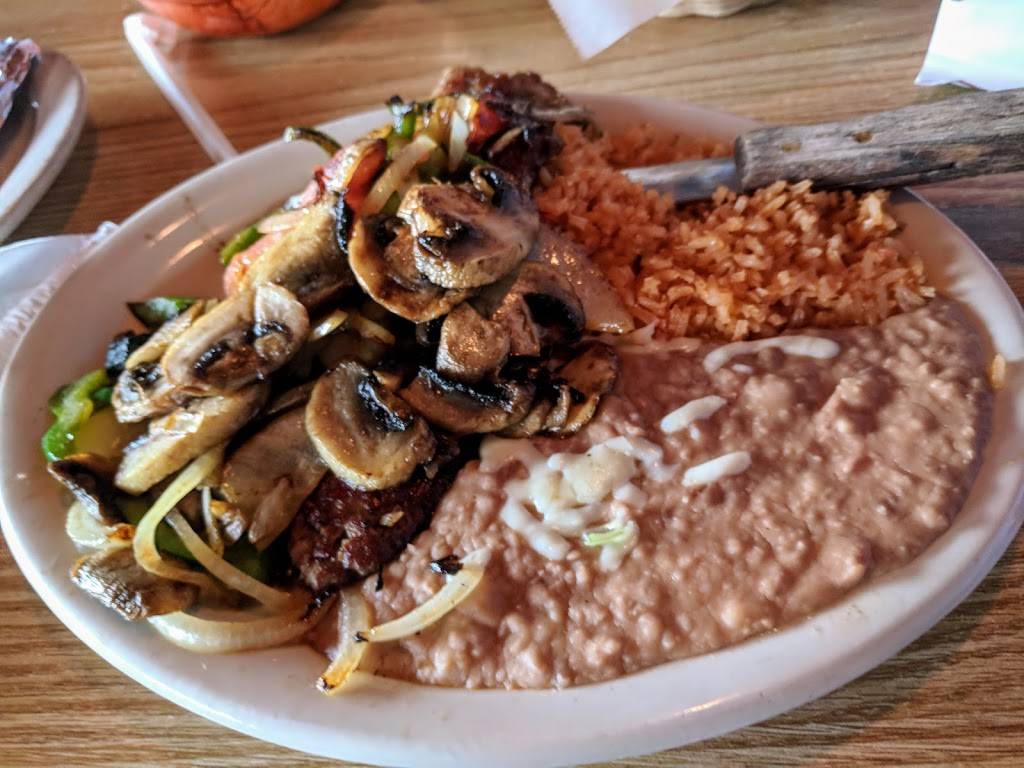 El Canelo | restaurant | 2709 W 12th St, Erie, PA 16505, USA | 8148352290 OR +1 814-835-2290