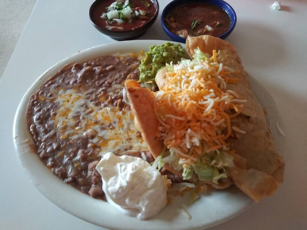 Angelas Restaurant | restaurant | 115 S J St, Lompoc, CA 93436, USA | 8057370184 OR +1 805-737-0184