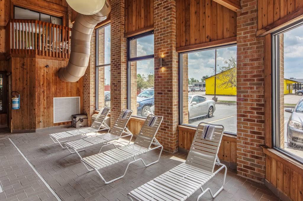 Quality Inn | restaurant | 1201 S 13th St, Decatur, IN 46733, USA | 2607284600 OR +1 260-728-4600