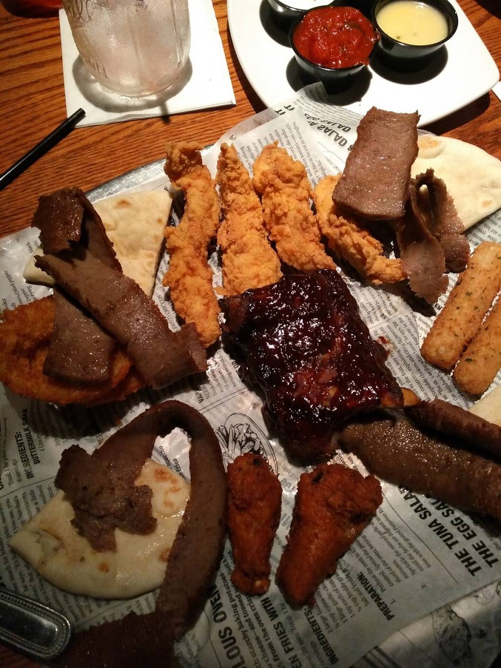 The Village Squire (McHenry) | restaurant | 4512 W Elm St, McHenry, IL 60050, USA | 8153850900 OR +1 815-385-0900