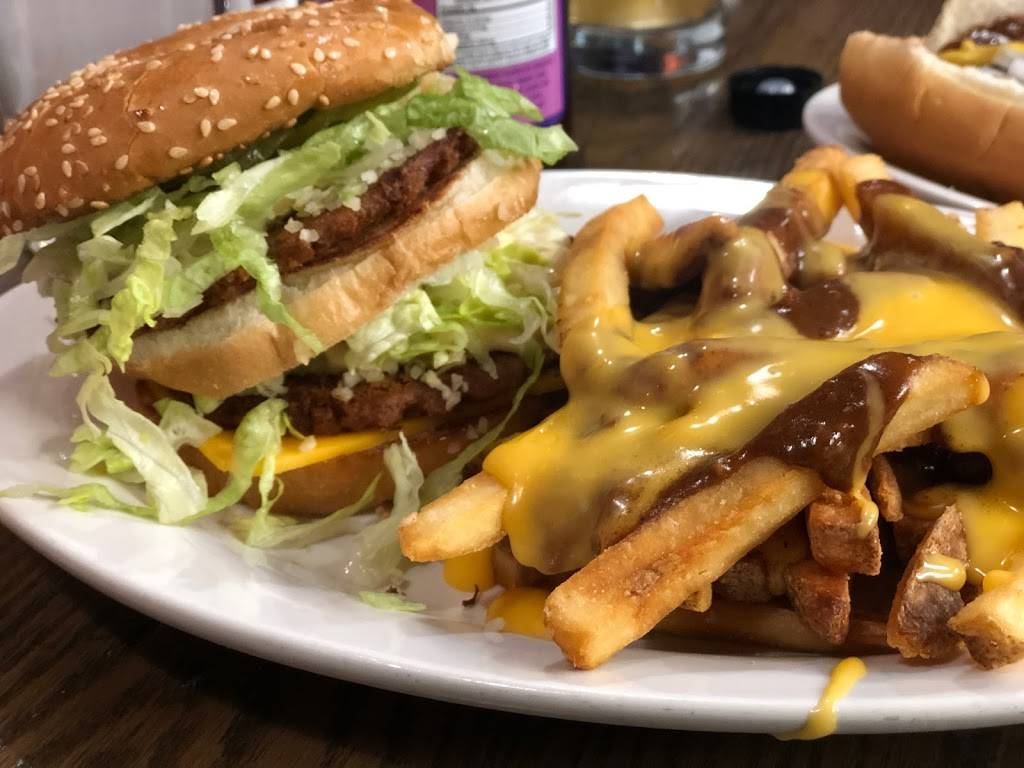 Chili Mustard Onions | restaurant | 3411 Brush St, Detroit, MI 48201, USA | 3134624949 OR +1 313-462-4949