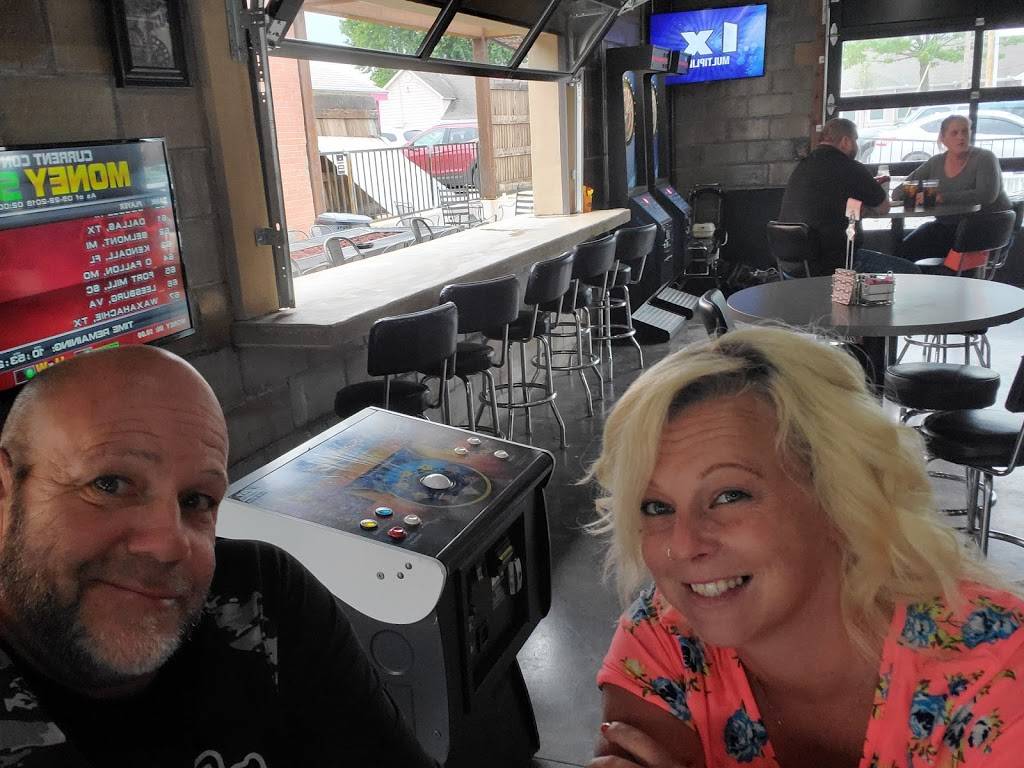 Scrap Yard Eatery and Pub | restaurant | 1107 S Broadway, Oak Grove, MO 64075, USA | 8166251156 OR +1 816-625-1156