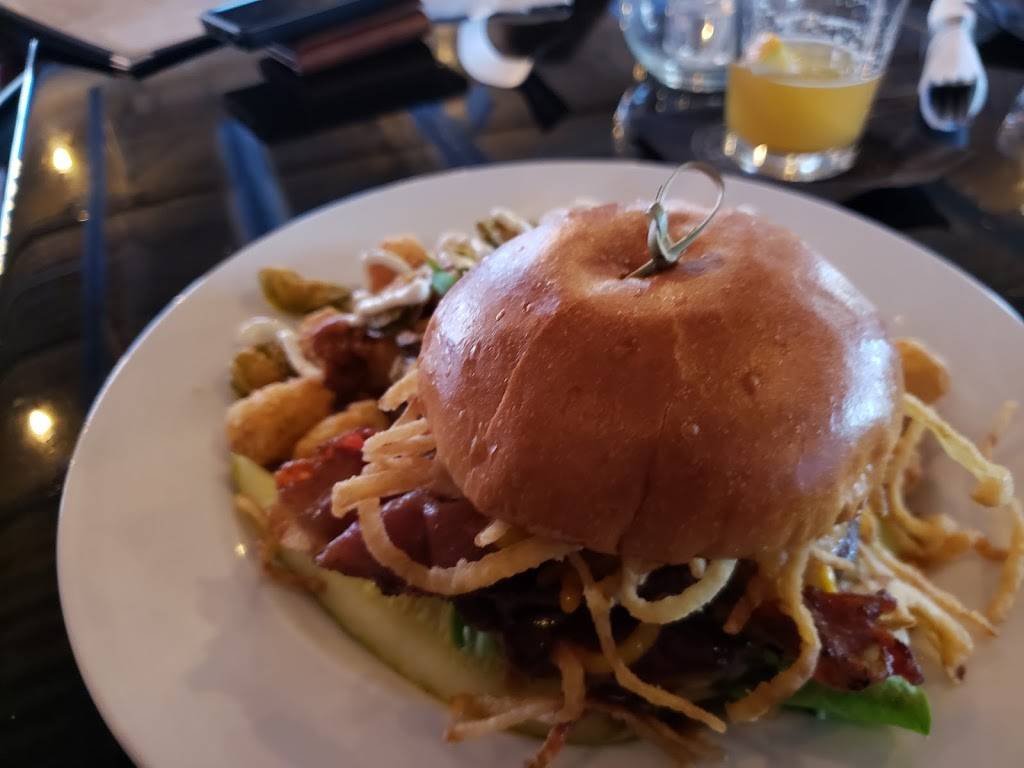 Johnny Blacks Public House | restaurant | 5171 Dixie Hwy, Waterford Twp, MI 48329, USA | 2485999001 OR +1 248-599-9001