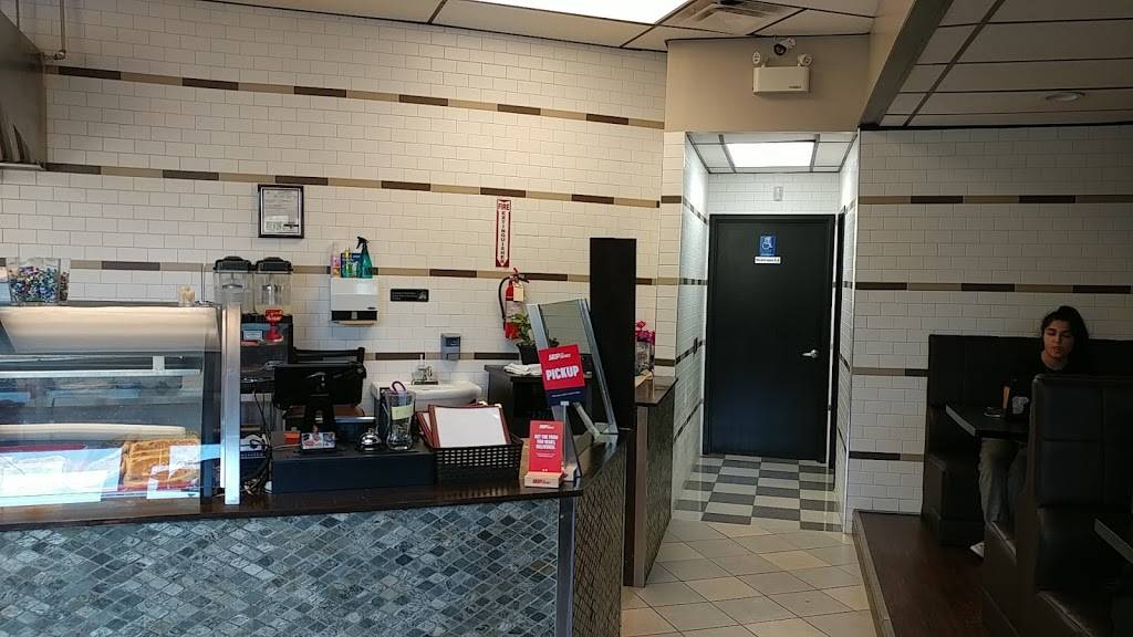 Rosh Bakery & Shawarma | restaurant | 11 Westwood Dr #2, Kitchener, ON N2M 2K5, Canada | 5195841716 OR +1 519-584-1716