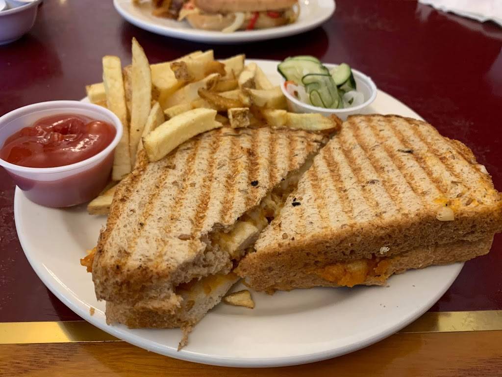 Vittles | restaurant | 107 Main St, Pittsfield, ME 04967, USA | 2074878181 OR +1 207-487-8181