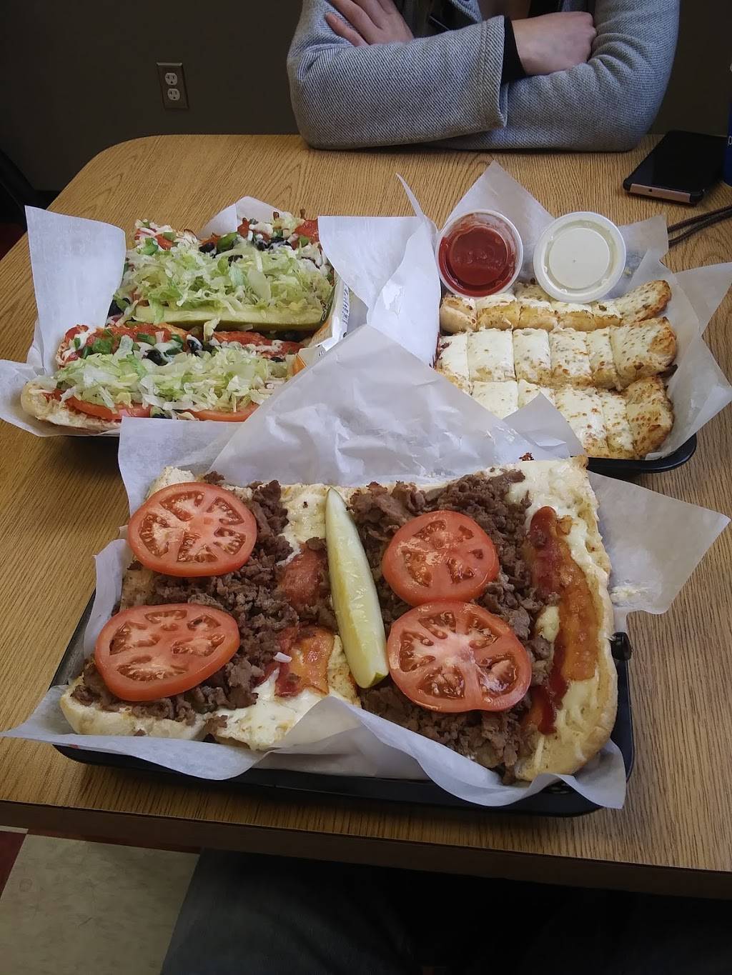 Mancinos of Gaylord | restaurant | 1157 S Otsego Ave, Gaylord, MI 49735, USA | 9897057332 OR +1 989-705-7332