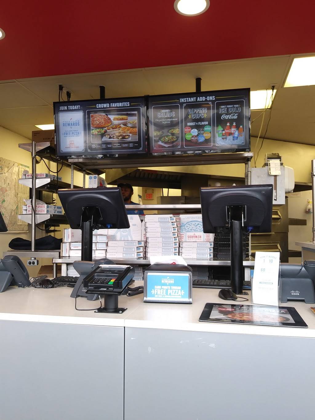 Dominos Pizza | meal delivery | 807 S Olden Ave, Trenton, NJ 08610, USA | 6093923200 OR +1 609-392-3200