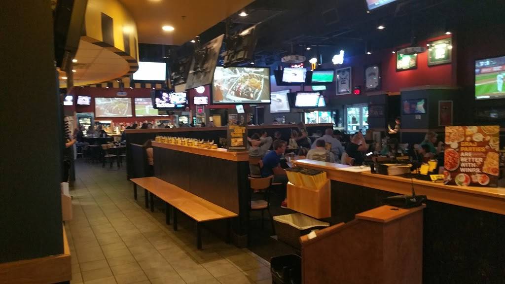 Buffalo Wild Wings | restaurant | 3798 Dryland Way, Easton, PA 18045, USA | 6103306950 OR +1 610-330-6950