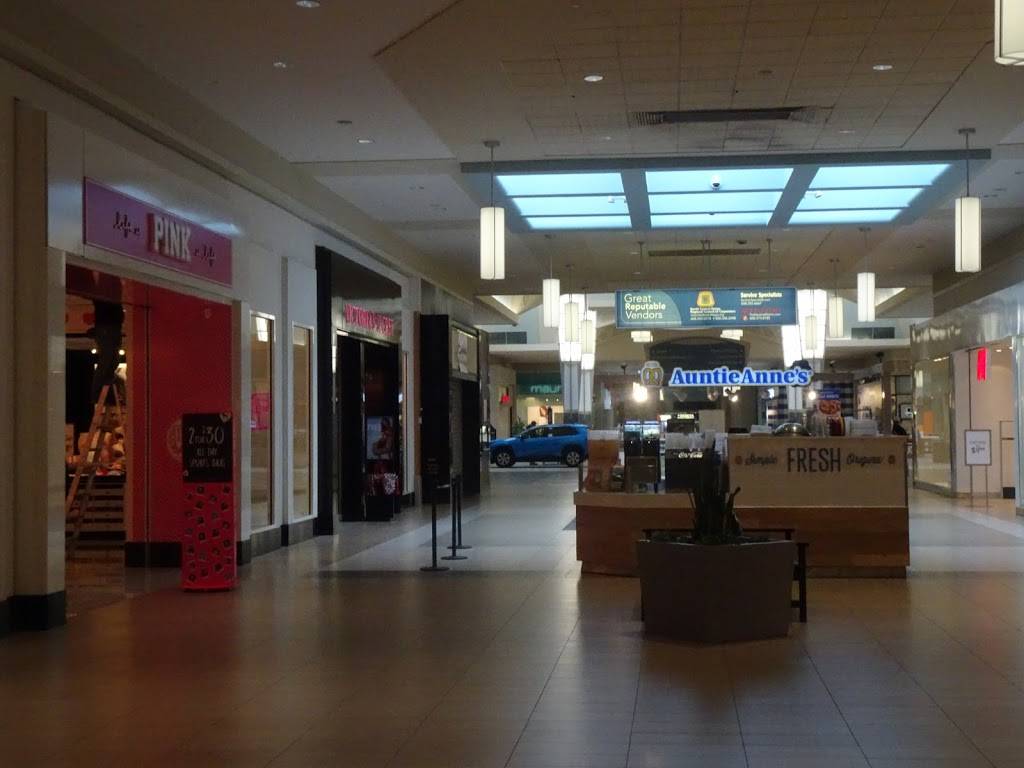 Auntie Annes | restaurant | 115 E Towne Mall, Madison, WI 53704, USA | 6086632722 OR +1 608-663-2722