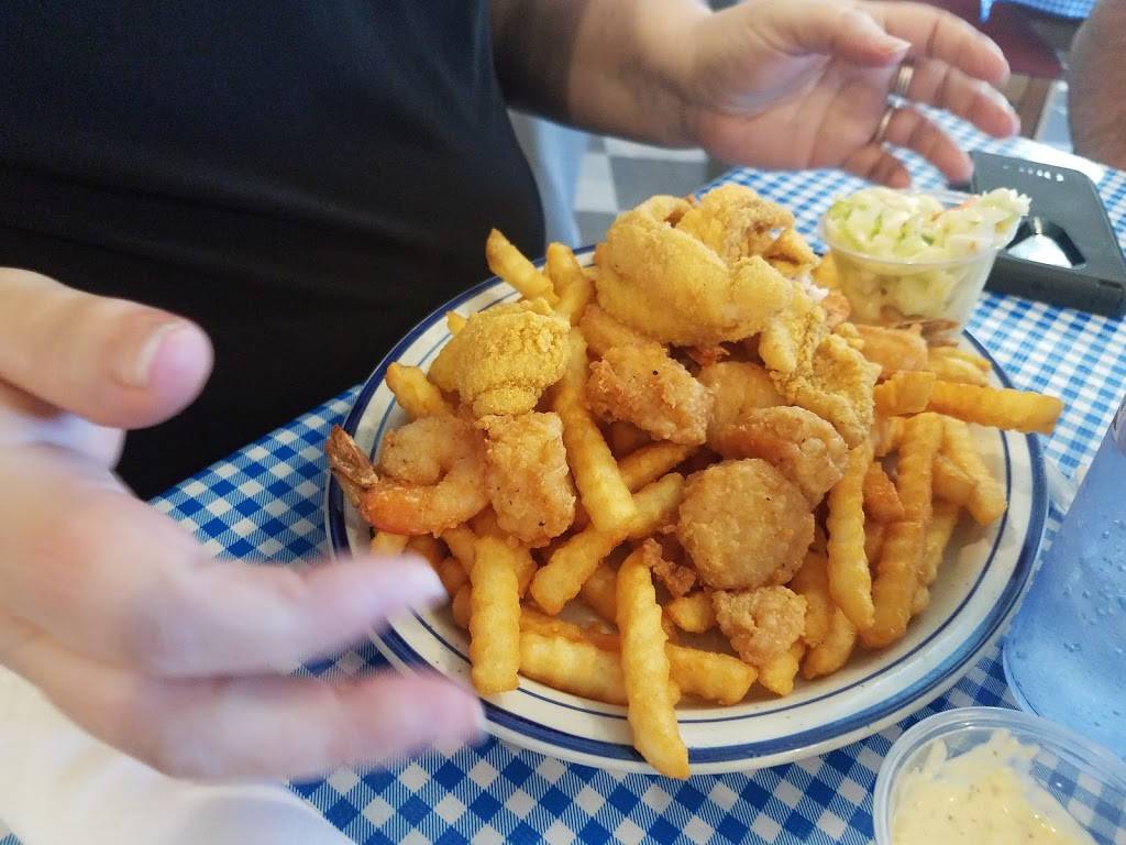 Oak Grove Fish House | restaurant | 309 Oak Dr, Lexington, SC 29073, USA | 8038219006 OR +1 803-821-9006