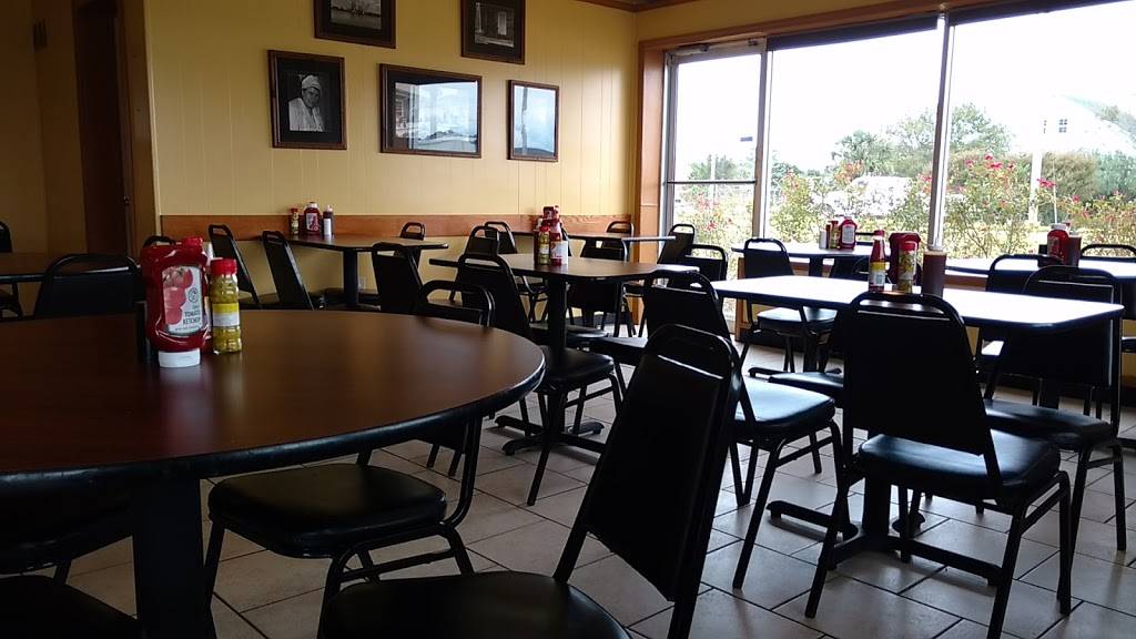 Bogue House Restaurant | restaurant | 410 Cedar Point Blvd, Cedar Point, NC 28584, USA | 2523933030 OR +1 252-393-3030