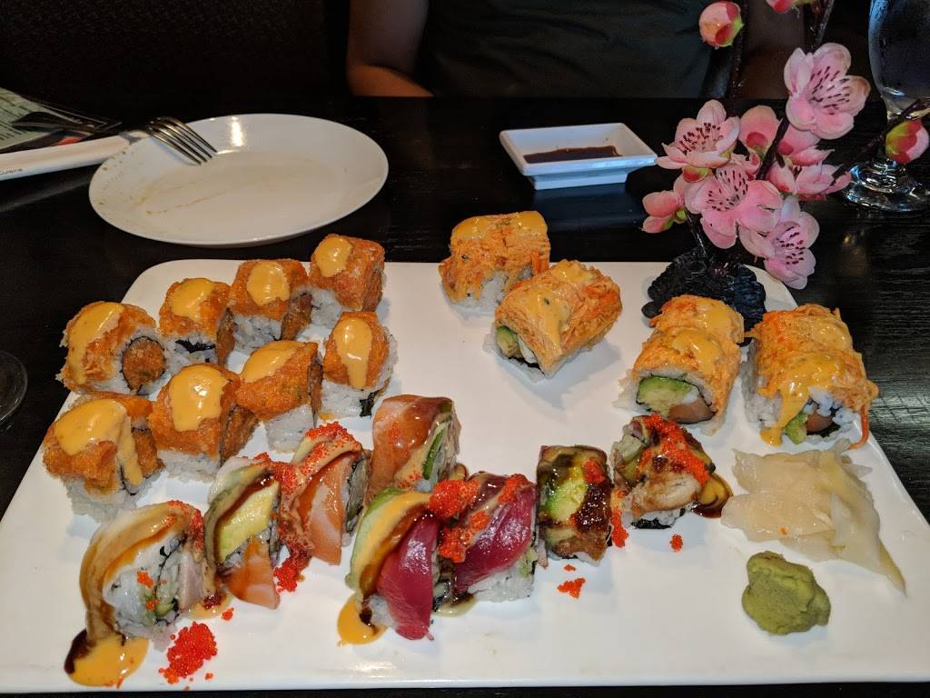 Haiku Japanese Bistro | restaurant | 754 N Plaza Dr, Mendota Heights, MN 55120, USA | 6513401888 OR +1 651-340-1888