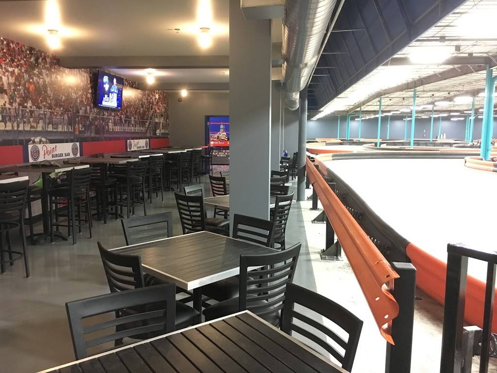 Point Burger Bar Pewaukee | restaurant | W229N1400 Westwood Dr, Waukesha, WI 53186, USA | 2629559192 OR +1 262-955-9192