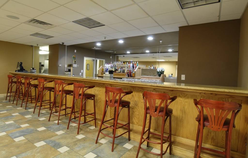 Loafers Sports Bar and Grill #2 | restaurant | 1401 Bloomfield Ave, Halethorpe, MD 21227, USA | 4105252225 OR +1 410-525-2225