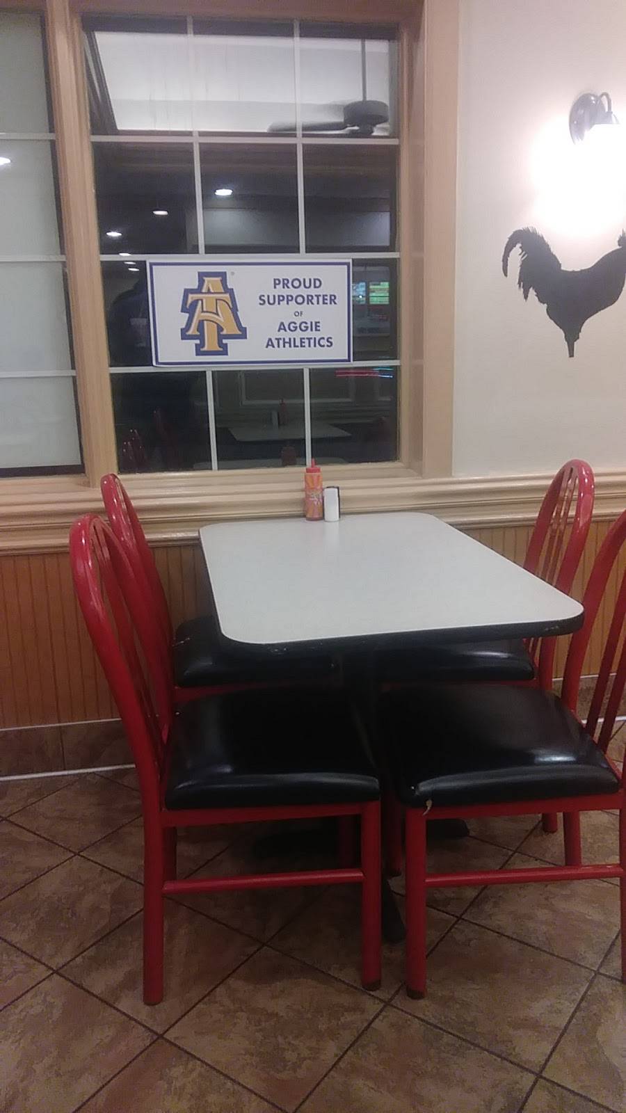 Mrs Winners Chicken & Biscuits | restaurant | 814 Summit Ave, Greensboro, NC 27405, USA | 3362723900 OR +1 336-272-3900