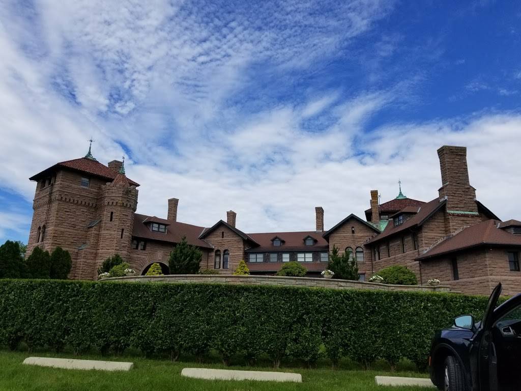 OceanCliff Hotel | restaurant | 65 Ridge Rd, Newport, RI 02840, USA | 4016197925 OR +1 401-619-7925