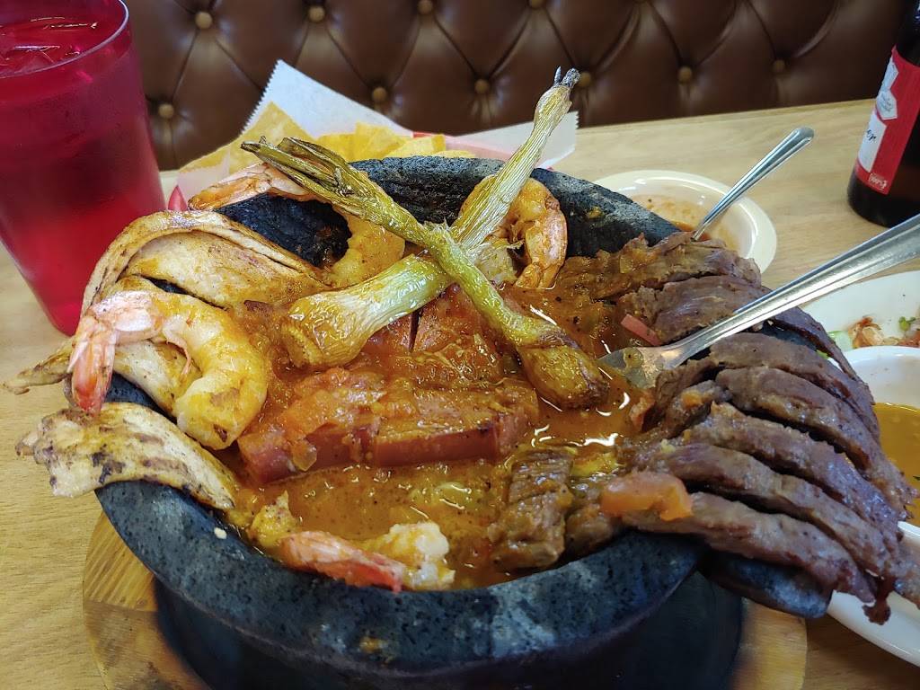 Taqueria La Tapatia | restaurant | 4521 Ayers St, Corpus Christi, TX 78415, USA | 3618140003 OR +1 361-814-0003