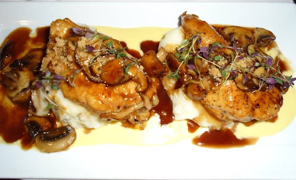 J.Tranis Ristorante | restaurant | 578 W 9th St, San Pedro, CA 90731, USA | 3108321220 OR +1 310-832-1220