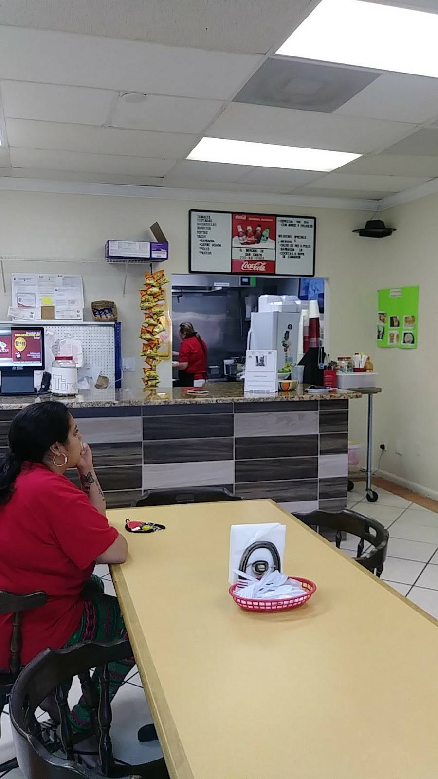 El Mercado De San Carlos | restaurant | 17597 Rockefeller Cir, Fort Myers, FL 33967, USA | 2394370668 OR +1 239-437-0668