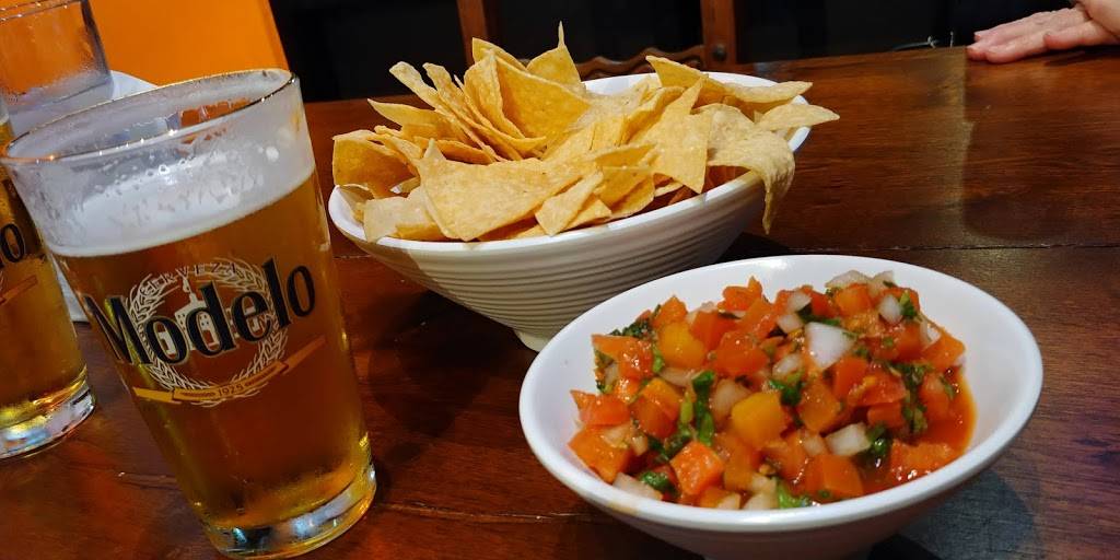 Chandos Cantina | restaurant | 2023 Vine St, El Dorado Hills, CA 95762, USA | 9169333898 OR +1 916-933-3898