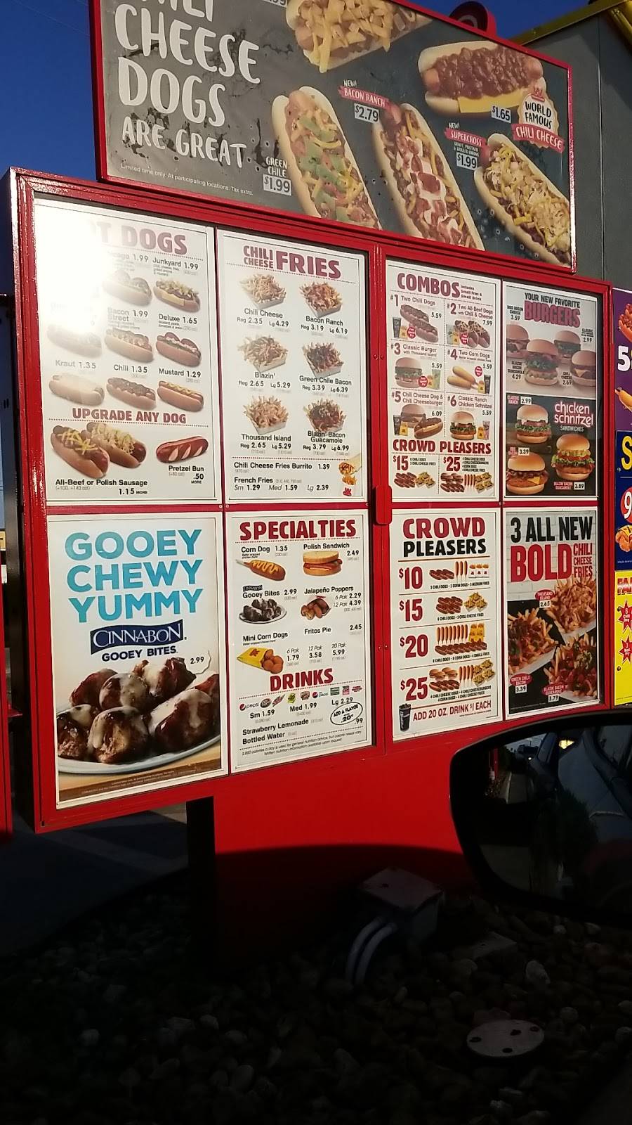 Wienerschnitzel | restaurant | 1218 E Rio Grande St, Victoria, TX 77901, USA | 3615780962 OR +1 361-578-0962