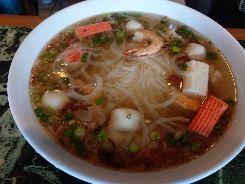 Pho World | restaurant | 17823 108th Ave SE, Renton, WA 98055, USA | 4252543555 OR +1 425-254-3555